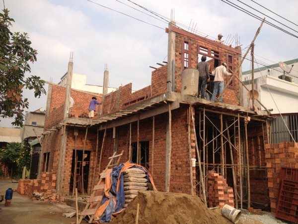 Ngủ mơ thấy xây nhà báo hiệu thời tới hay vận hạn?
