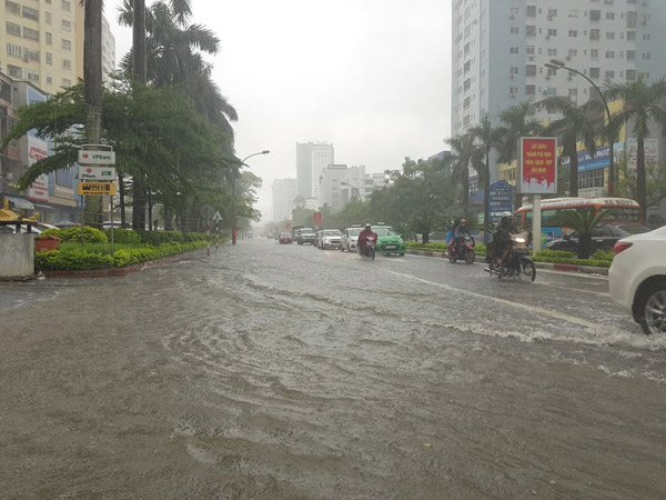 Chi tiết ý nghĩa giấc mơ thấy mưa bão may hay rủi?